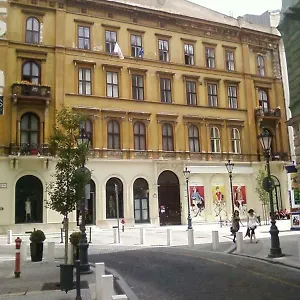 Apartment Center, Budapest